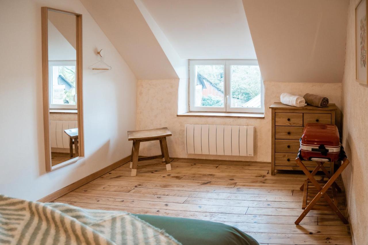 Cottage Breton - Gite De Charme En Centre Finistere Plonevez-du-Faou Exterior photo